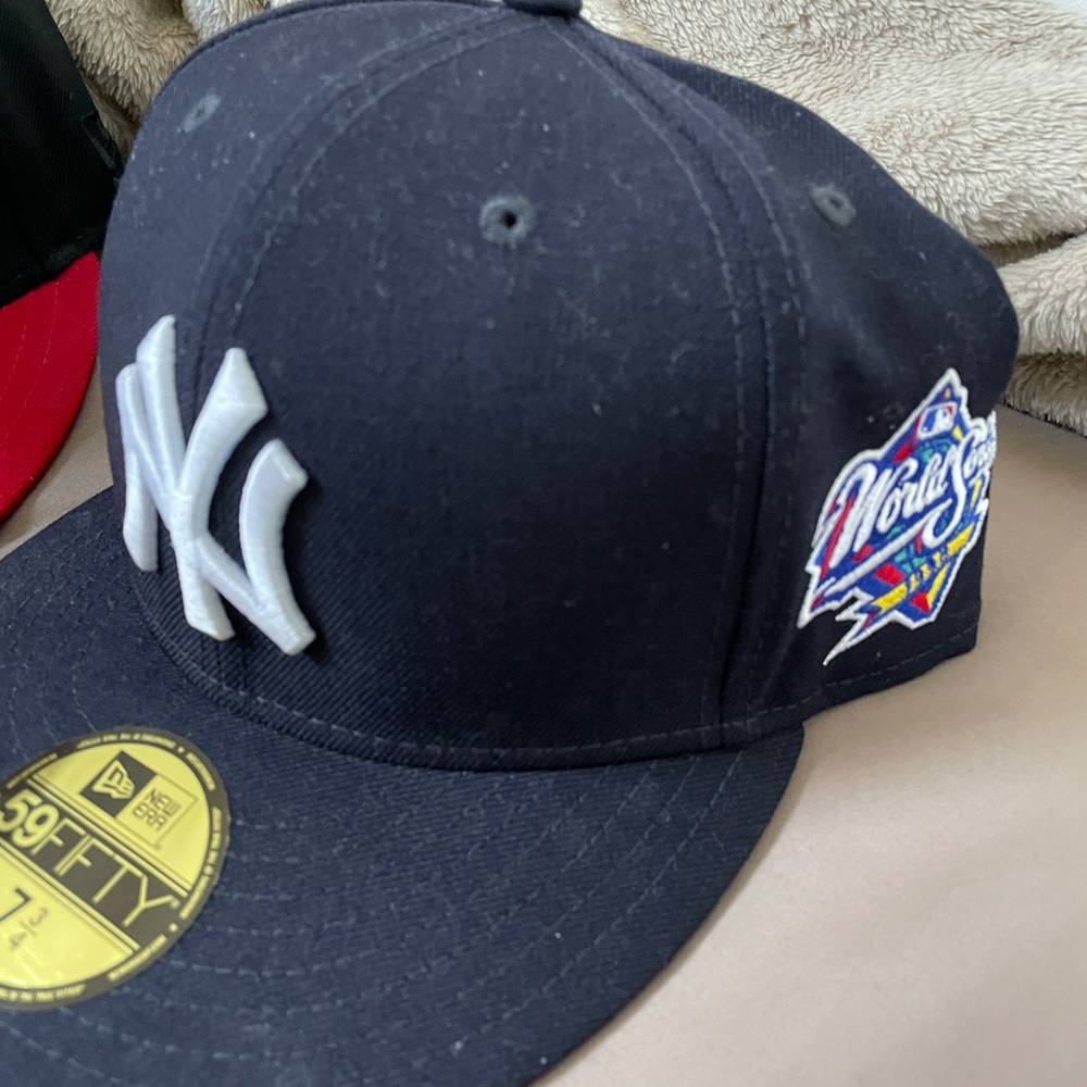 Size 7 3/4 Yankees Side Patch Fitted